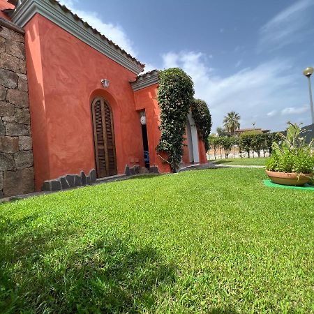 Villa Antonella San Teodoro  Exterior photo