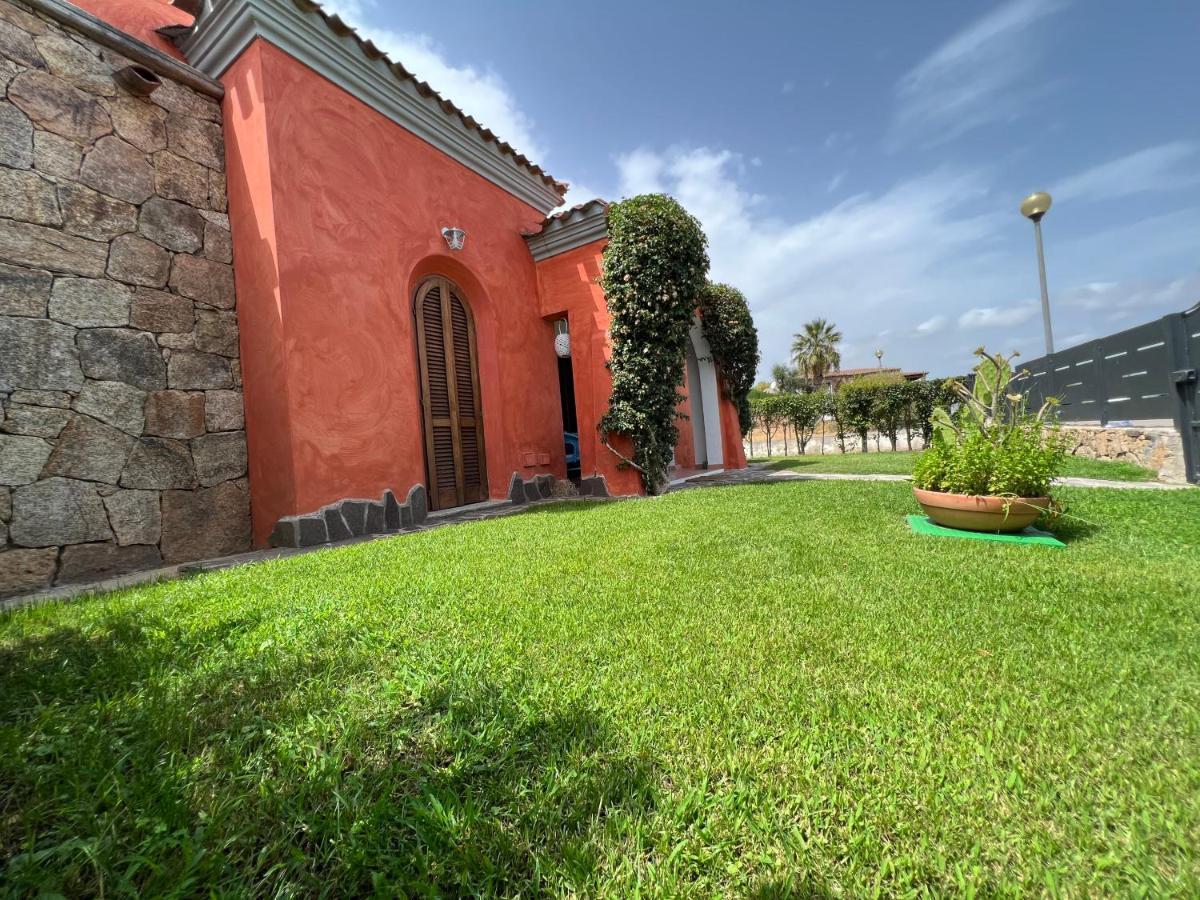 Villa Antonella San Teodoro  Exterior photo
